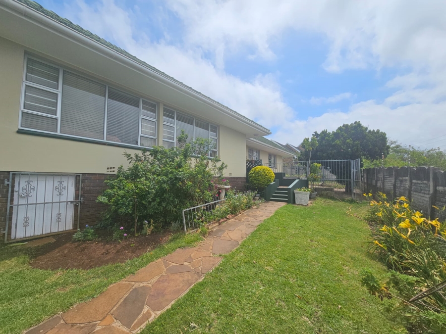 4 Bedroom Property for Sale in Berea Eastern Cape